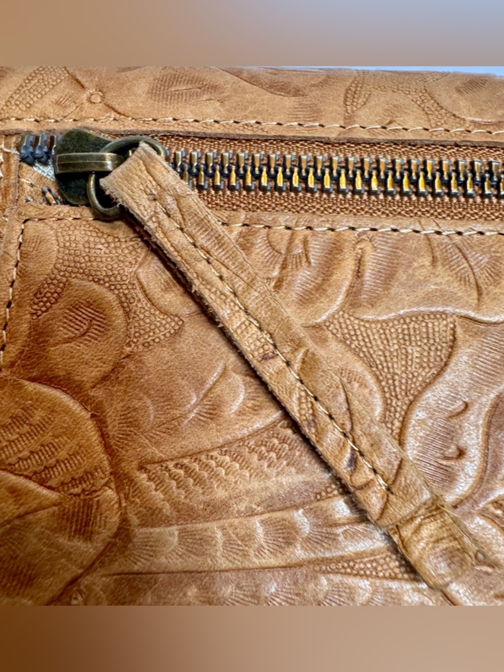 Pre-owned American Leather Co.: Brandy Tooled Trifold Wallet - Picture 14 of 15